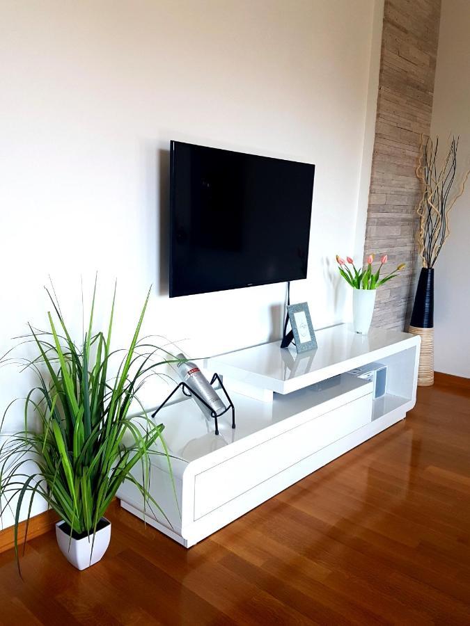 Apartment Rio Podstrana Buitenkant foto