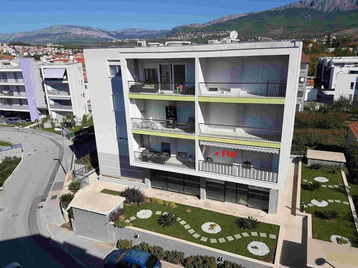Apartment Rio Podstrana Buitenkant foto