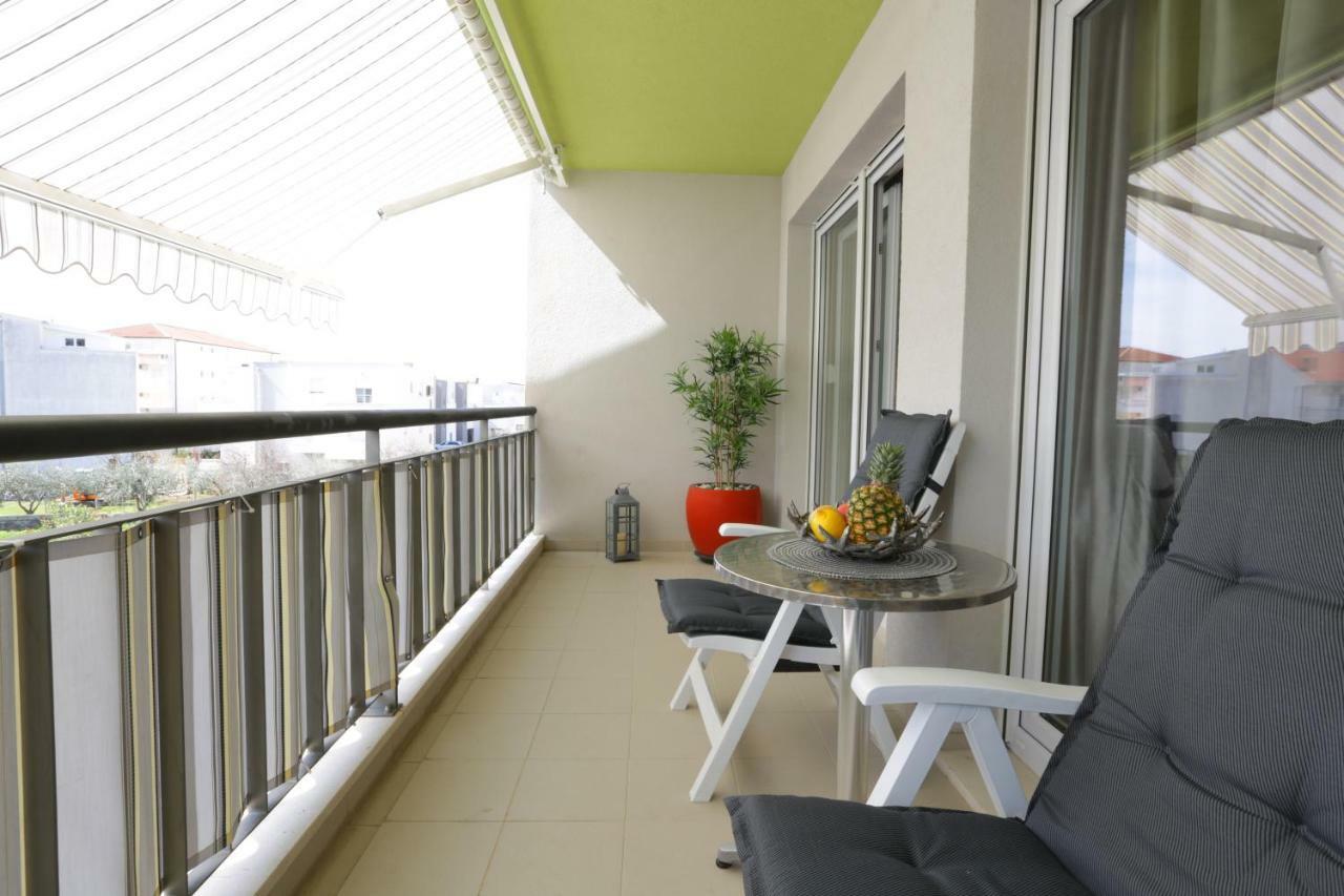 Apartment Rio Podstrana Buitenkant foto